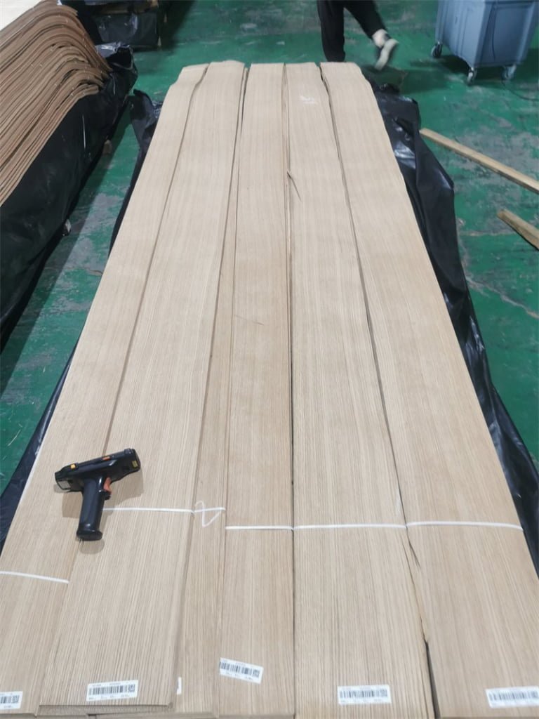Quarter Grain White Oak Sliced Veneer