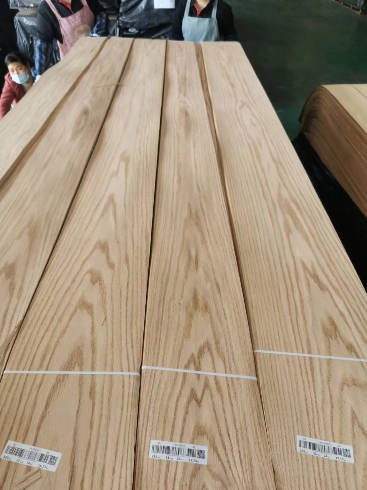 Sliced veneer sample