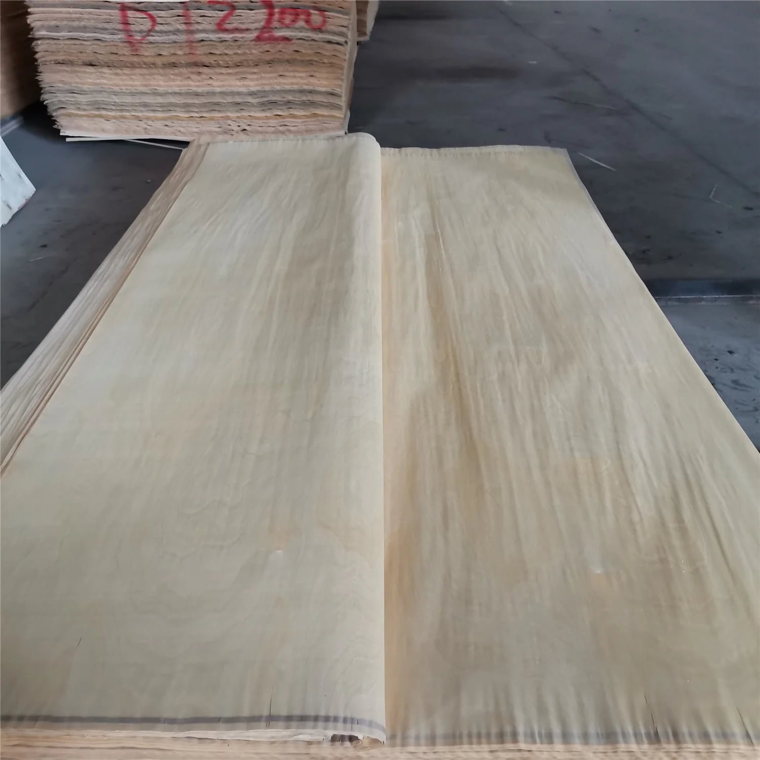 Rotary cut veneer sample