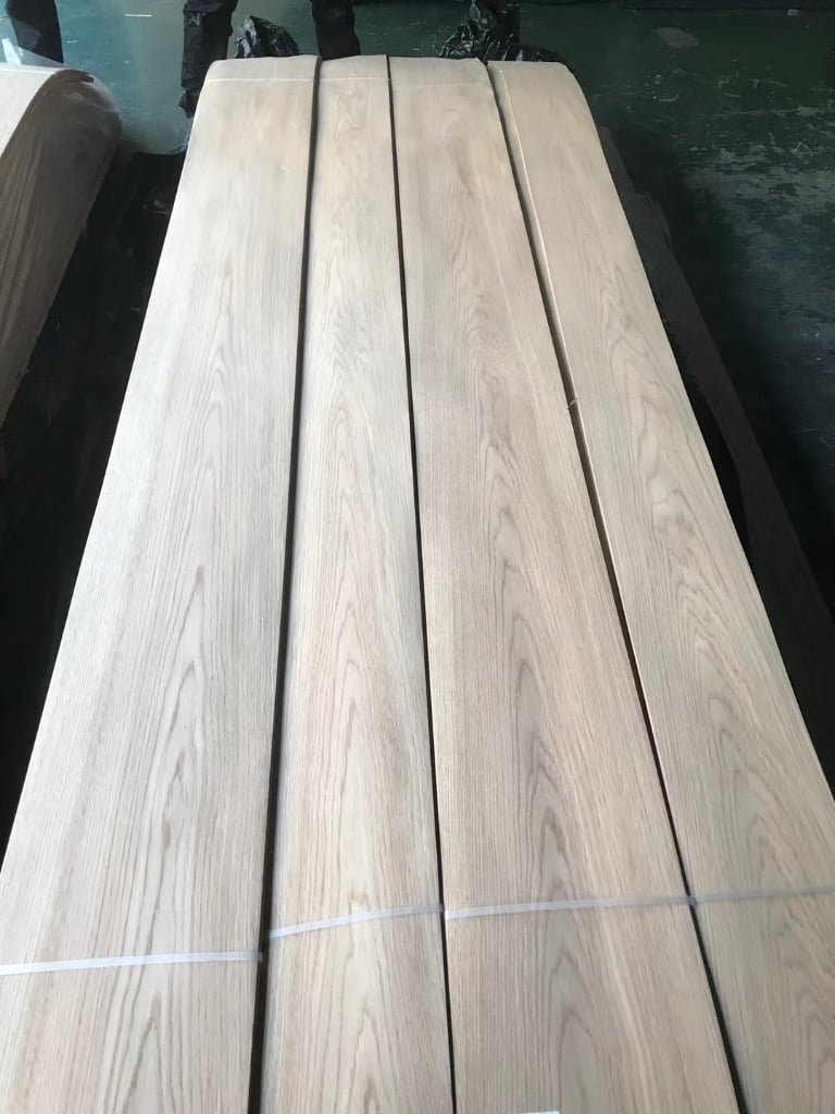 Cathedral White Oak Veneer