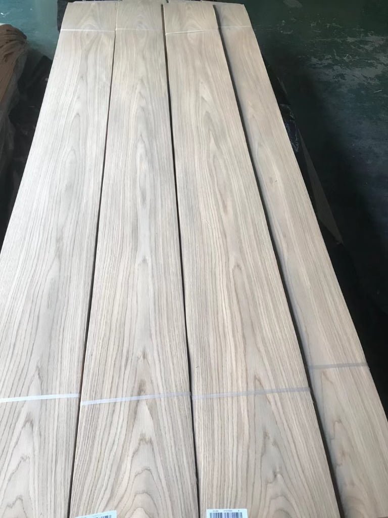 Cathedral White Oak Veneer